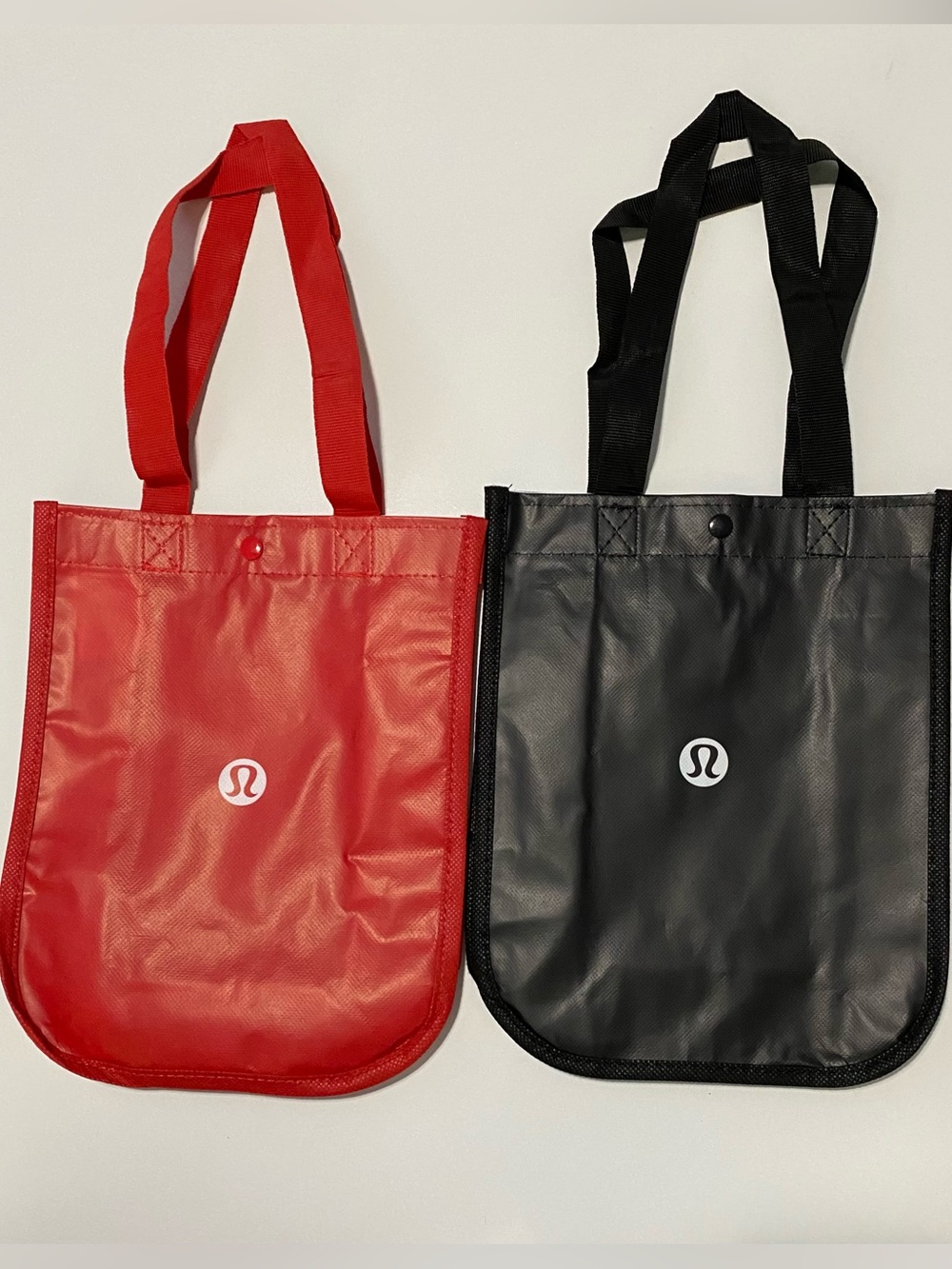 Lululemon - Set of 2 - Lululemon Logo - small size reusable totes